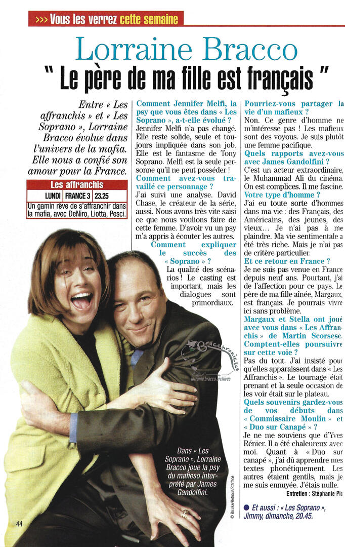 Télé Poche magazine article featuring an interview with Lorraine Bracco, titled "My daughter's father is French". Includes a French text interview layout and a photo of actors Lorraine Bracco and James Gandolfini from The Sopranos hugging and smiling.